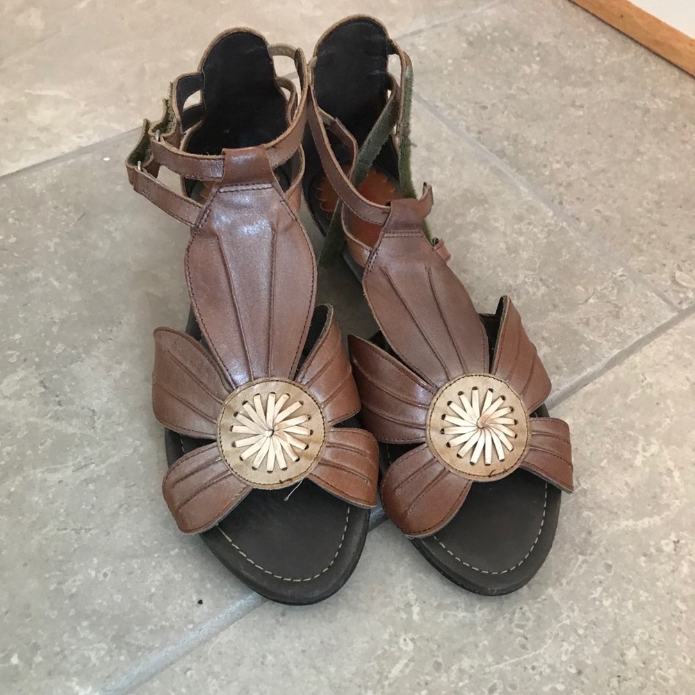 Summer sandals